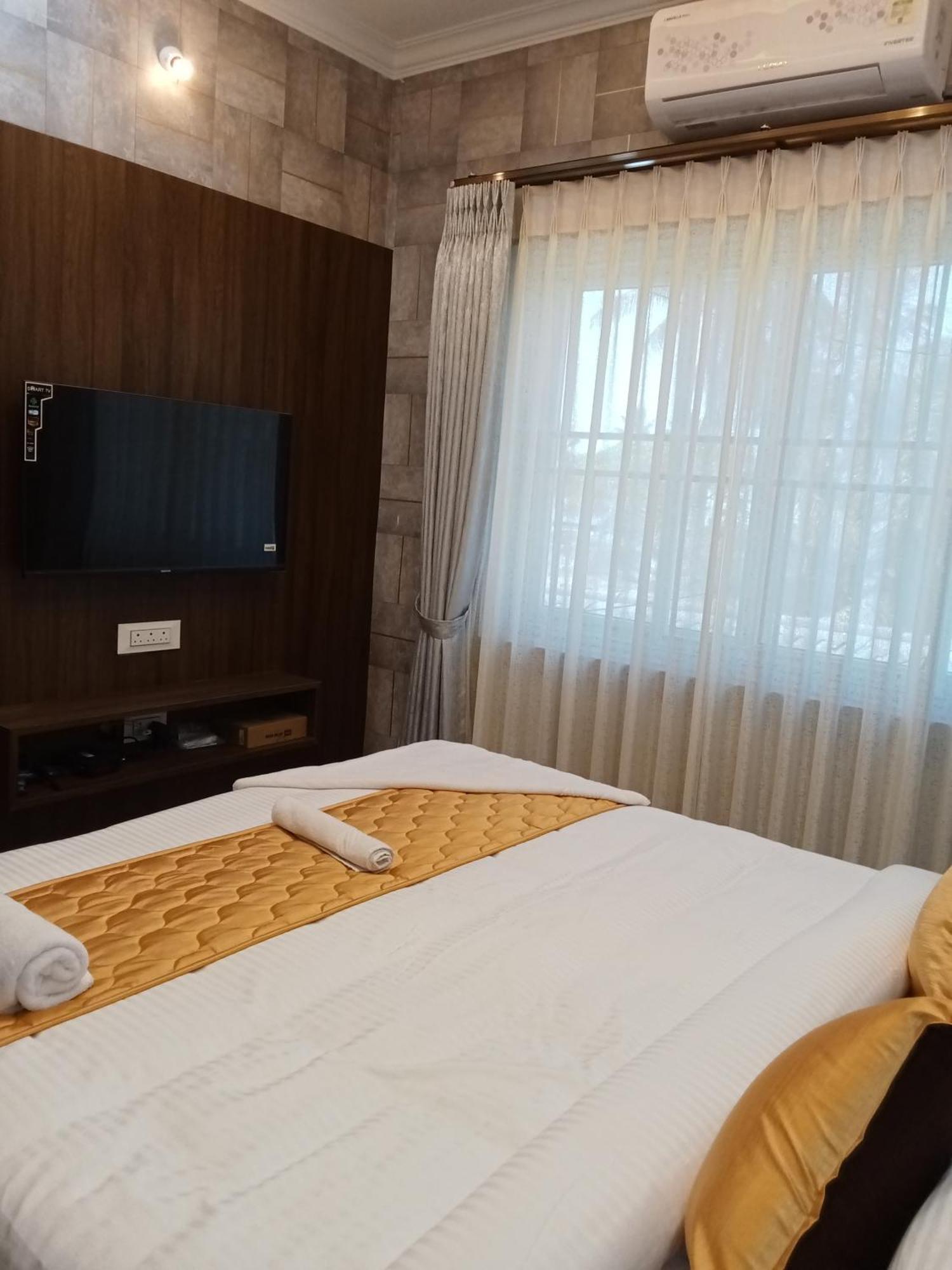 Golden Residency Kushālnagar Exterior foto