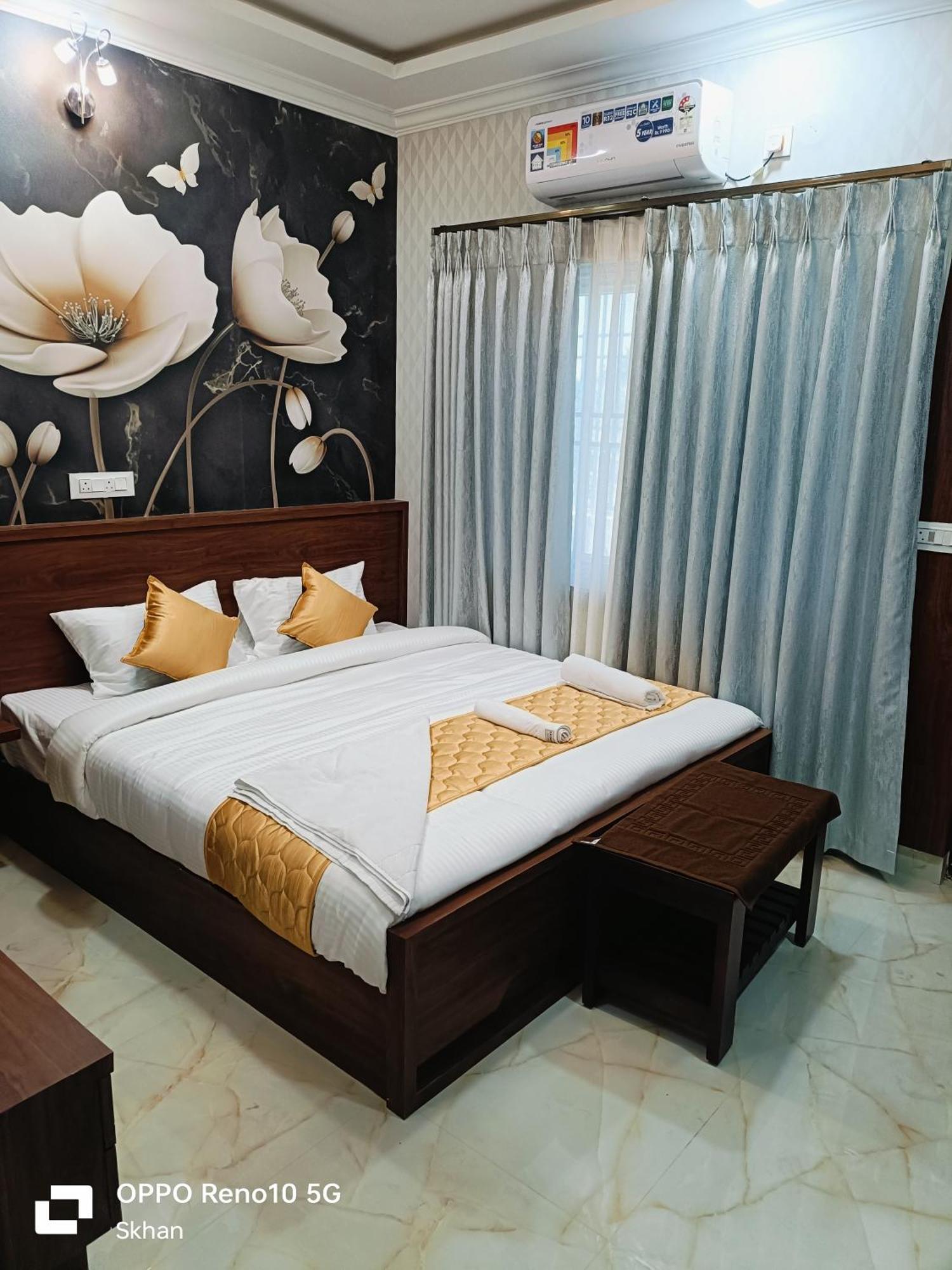 Golden Residency Kushālnagar Exterior foto